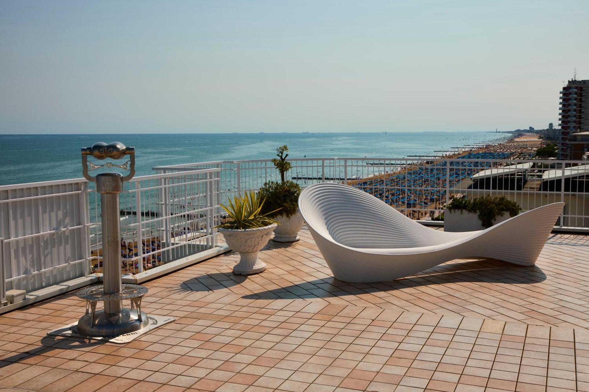 Termini Beach Hotel & Suites Jesolo Extérieur photo