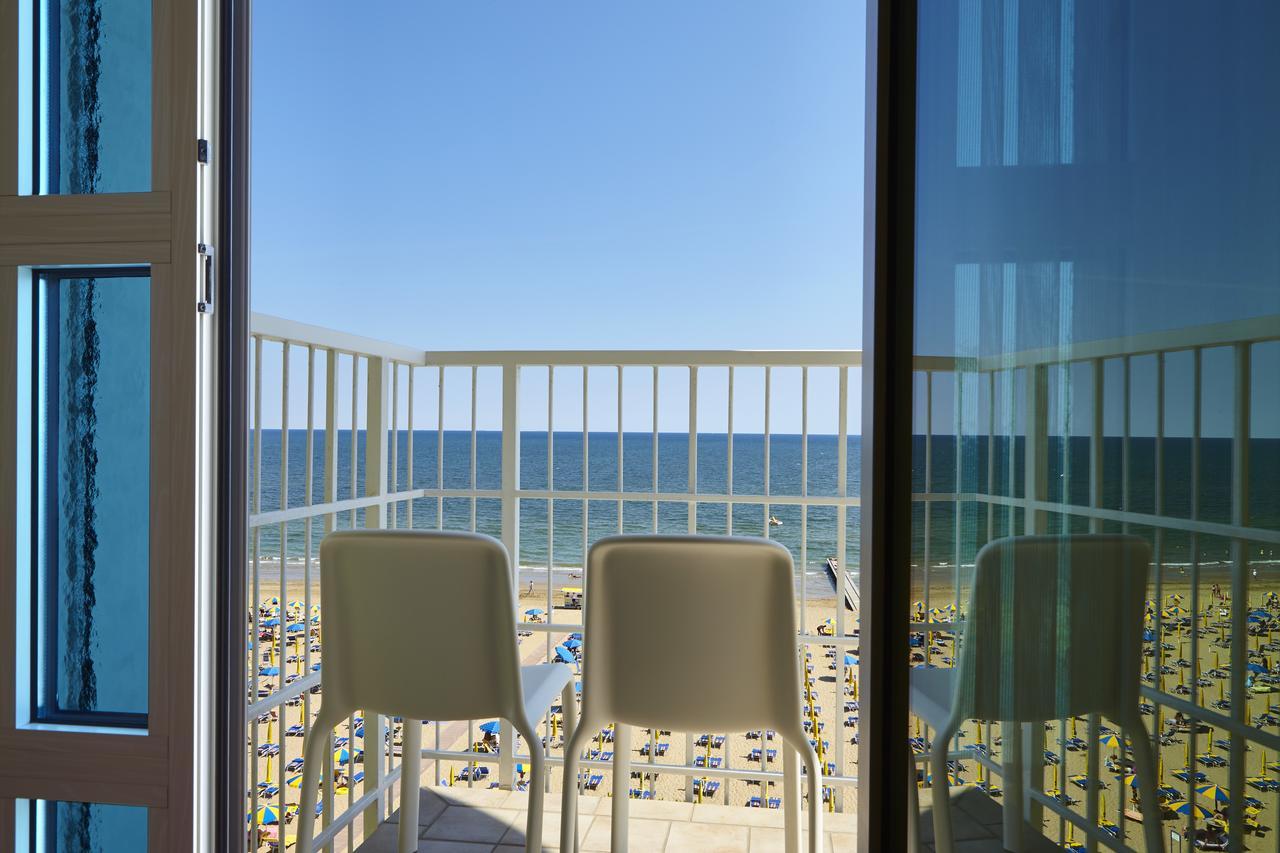 Termini Beach Hotel & Suites Jesolo Extérieur photo