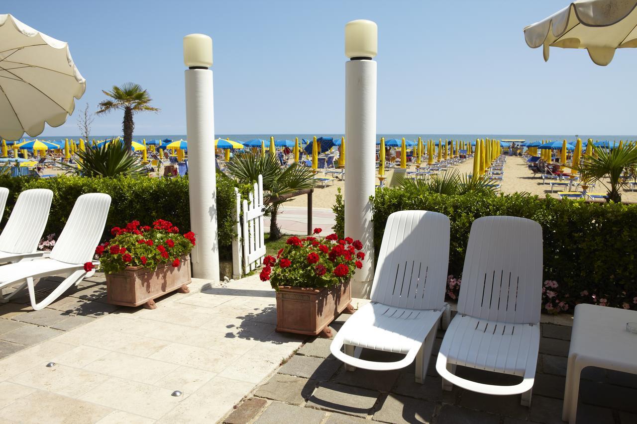 Termini Beach Hotel & Suites Jesolo Extérieur photo