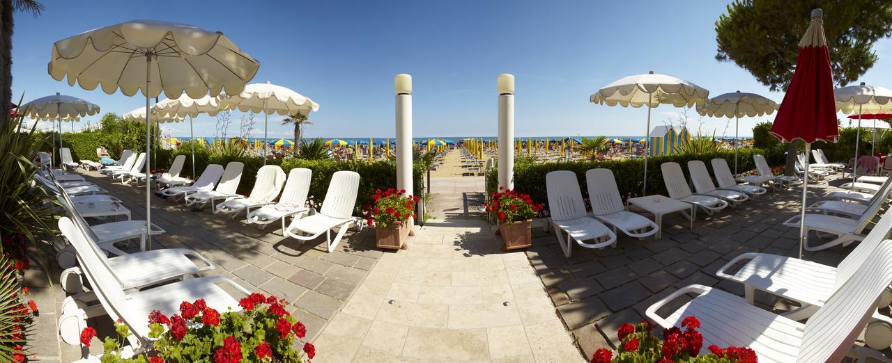 Termini Beach Hotel & Suites Jesolo Extérieur photo